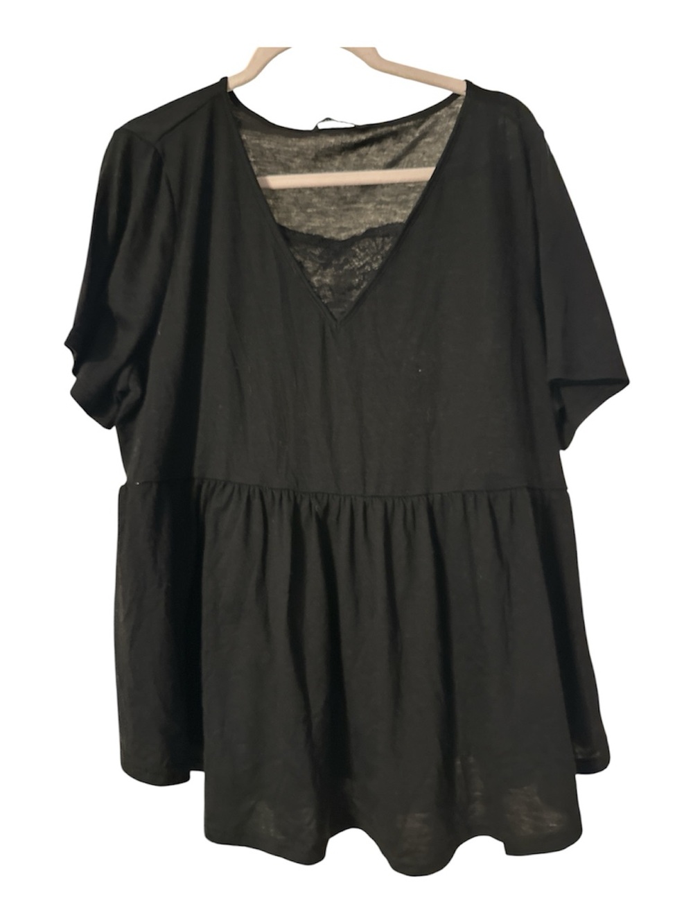 BloomChic Black V-Neck Peplum Tunic lace 18/20 rayon poly spandex new